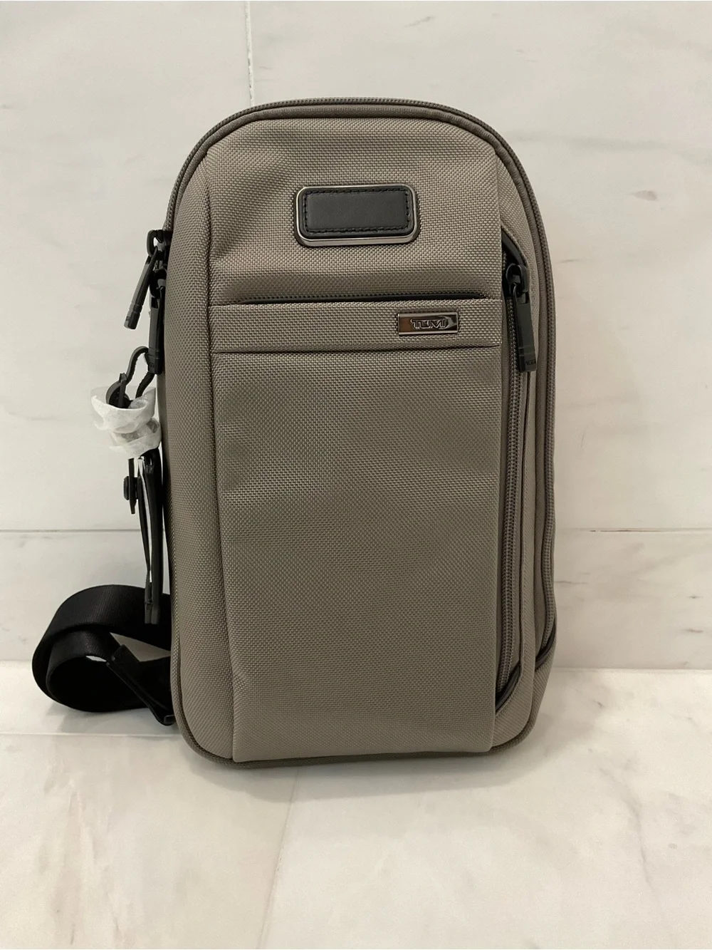 NEW Tumi ALPHA FXT Ballistic Nylon 12.5” Sling Crossbody Bag - GRAY ALLOY❗️